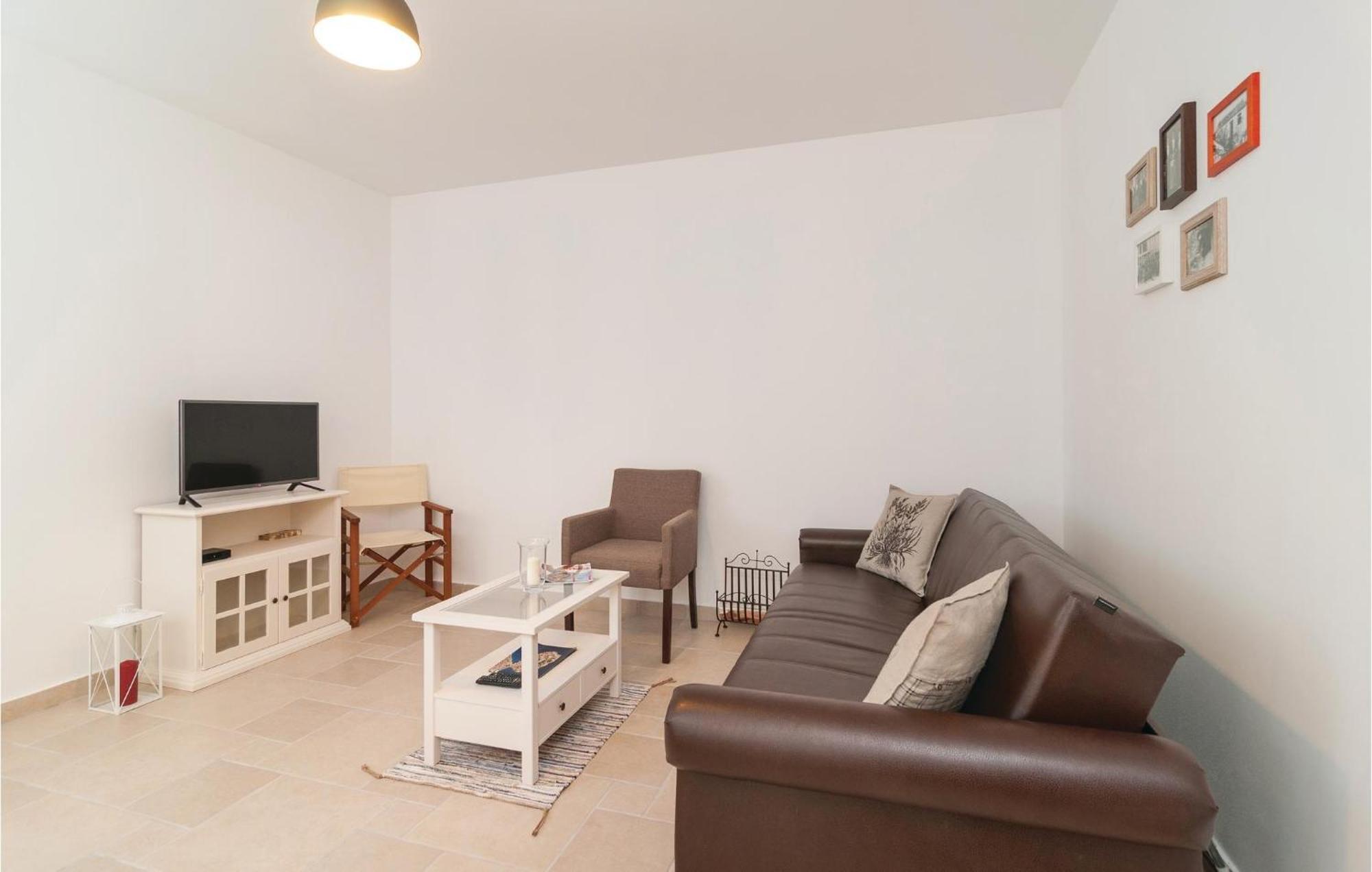 Stunning Home In Primosten With Kitchen Eksteriør bilde